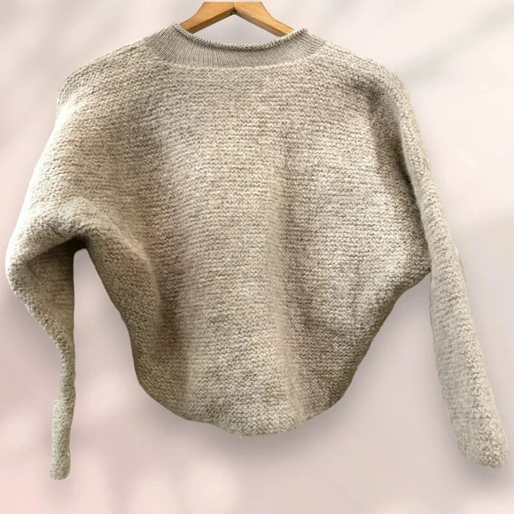 ALIYA WANEK the Resha Sweater in Oatmeal - Picture 6 of 9